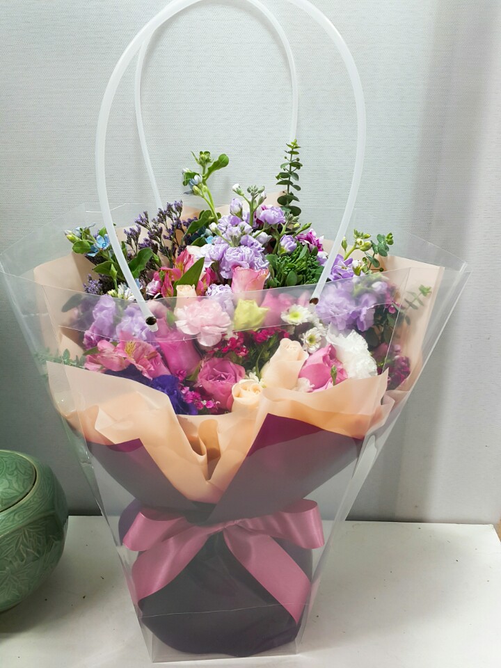 예도화환 리본 문구 출력 및 화환 부착 검수 과정 사진