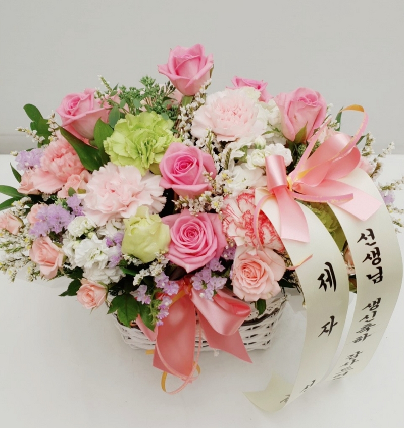 예도화환 실제 개업식장에 배송된 금전수와 축하 리본 세팅 사진